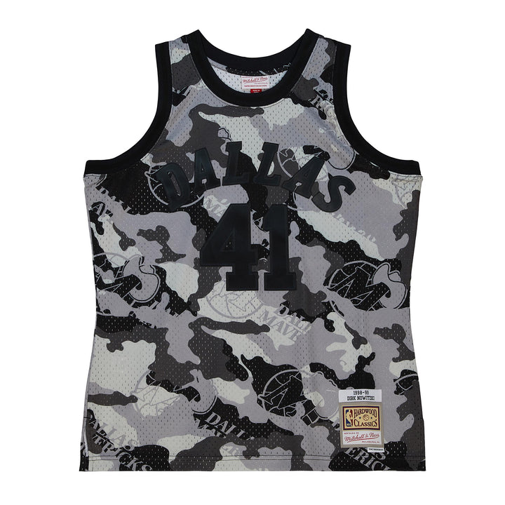 DIRK NOWITZKI DALLAS MAVERICKS MITCHELL & NESS BLACK CAMO SWINGMAN JERSEY