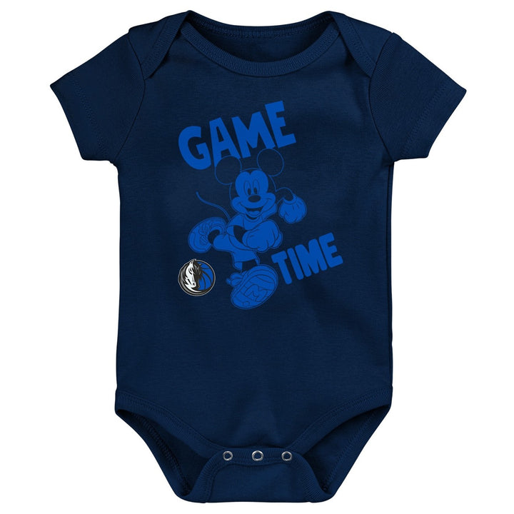 DALLAS MAVERICKS NIKE OUTERSTUFF INFANT 3-PIECE DISNEY THEMED ONESIES