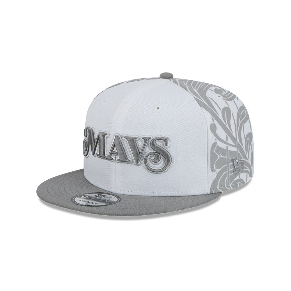 DALLAS MAVERICKS NEW ERA CITY EDITION 2024-25 WHITE MAVS SNAPBACK