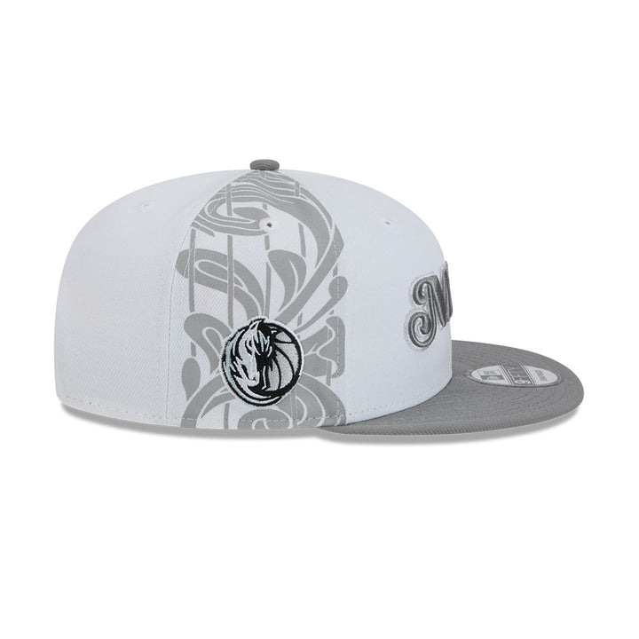 DALLAS MAVERICKS NEW ERA CITY EDITION 2024-25 YOUTH COLOR-BLOCKED HORSEHEAD SNAPBACK