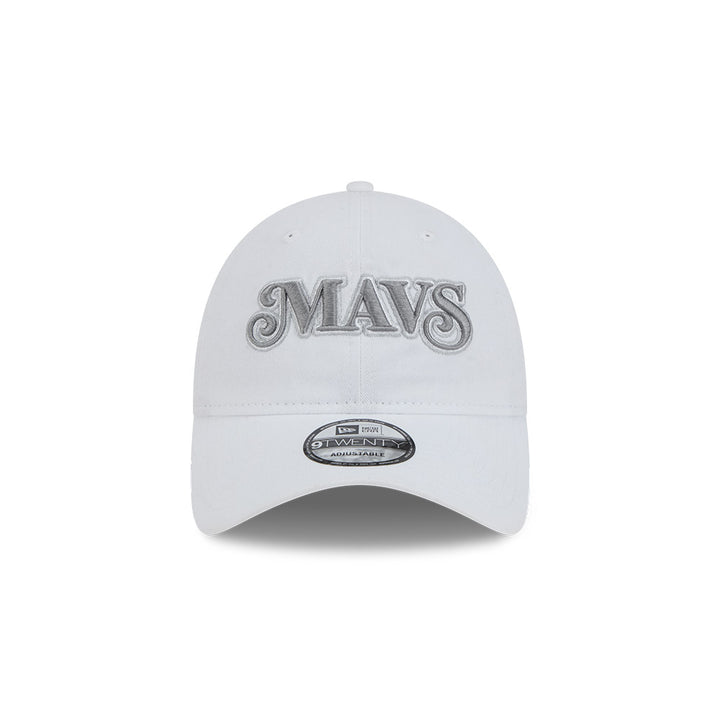 DALLAS MAVERICKS NEW ERA CITY EDITION 2024-25 WHITE MAVS SCRIPT SNAPBACK