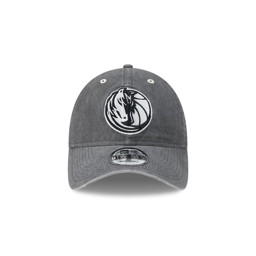 Dallas Mavericks New Era Grey Distressed Horsehead Adjustable Cap