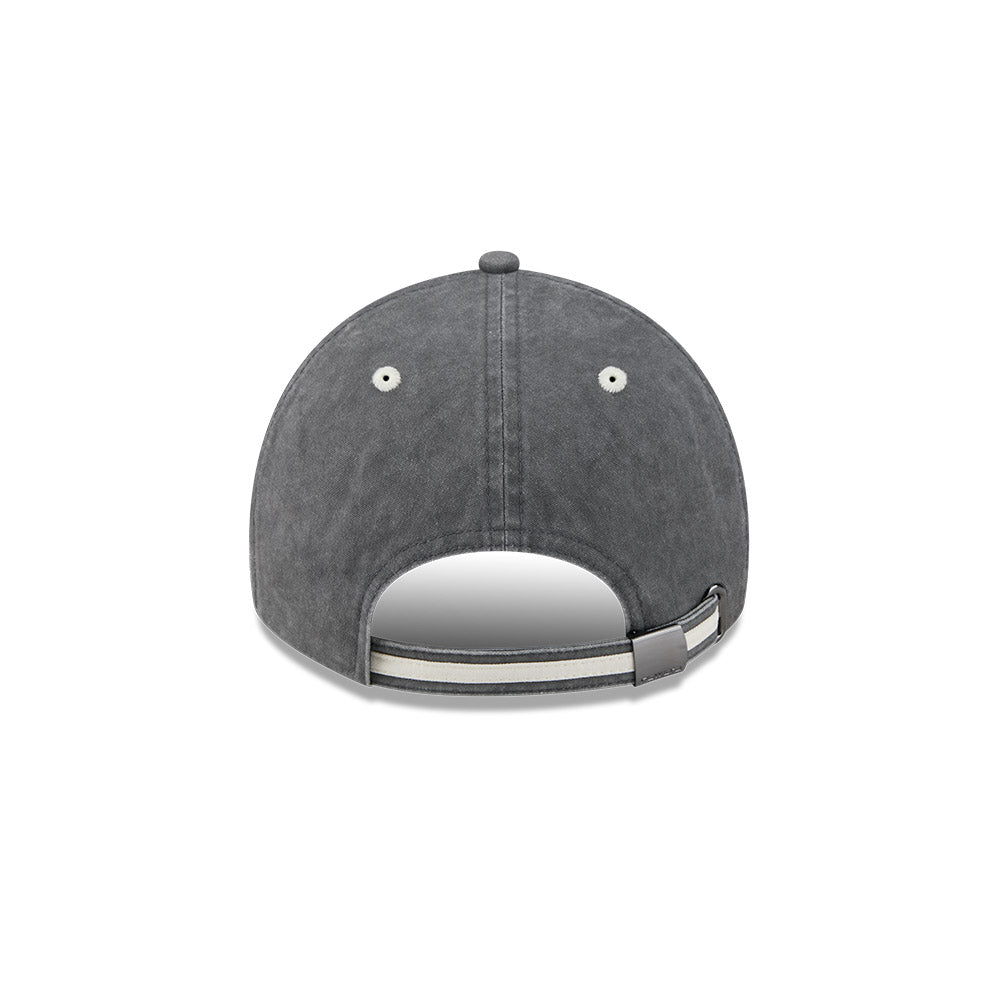 Dallas Mavericks New Era Grey Distressed Horsehead Adjustable Cap