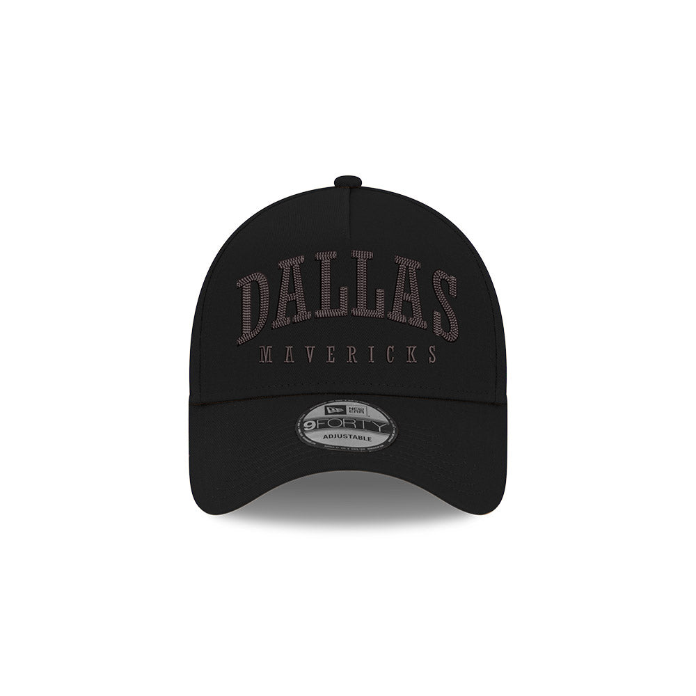 Dallas Mavericks New Era Black Out Snapback Cap