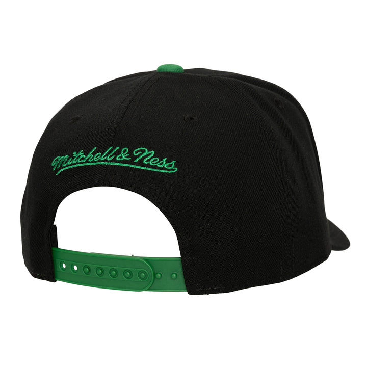 DALLAS MAVERICKS MITCHELL & NESS BLACK MAVERICKS SNAPBACK CAP
