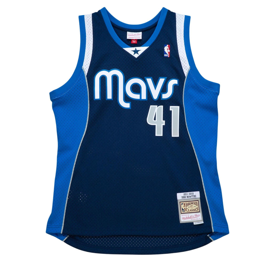 DIRK NOWITZKI DALLAS MAVERICKS MITCHELL & NESS NAVY SWINGMAN