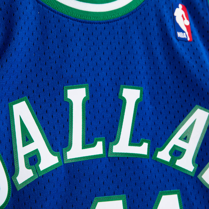 DALLAS MAVERICKS MITCHELL & NESS DIRK NOWITZKI ROYAL BLUE SWINGMAN JERSEY