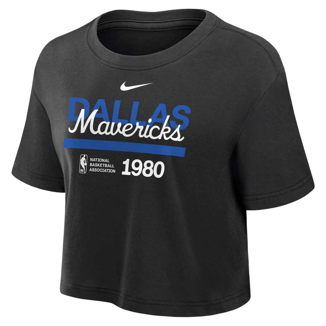 DALLAS MAVERICKS NIKE WOMEN'S BLACK SHORT SLEEVE CROPPED TEE