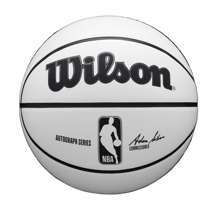 DALLAS MAVERICKS WILSON B7 TEAM AUTOGRAPH BALL