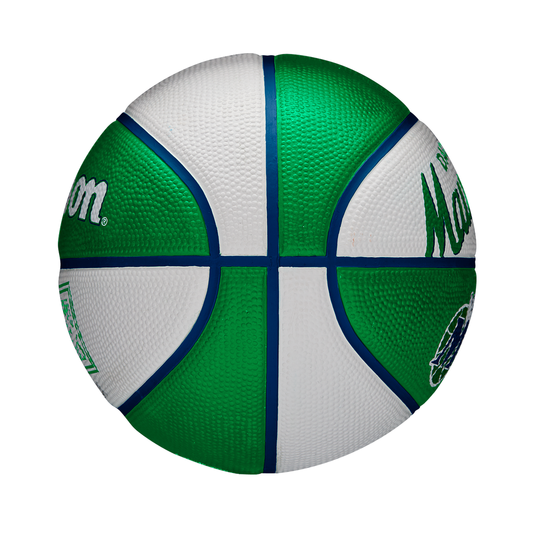 DALLAS MAVERICKS WILSON B3 GREEN MINI HARDWOOD CLASSIC BASKETBALL