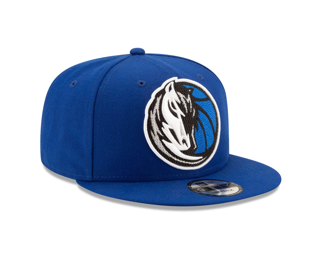 DALLAS MAVERICKS NEW ERA ROYAL HORSE HEAD SNAPBACK CAP