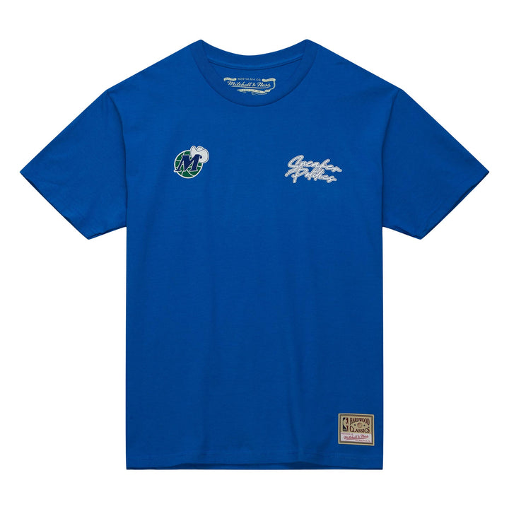 DALLAS MAVERICKS X SNEAKER POLITICS X MITCHELL & NESS HARDWOOD CLASSIC TEE