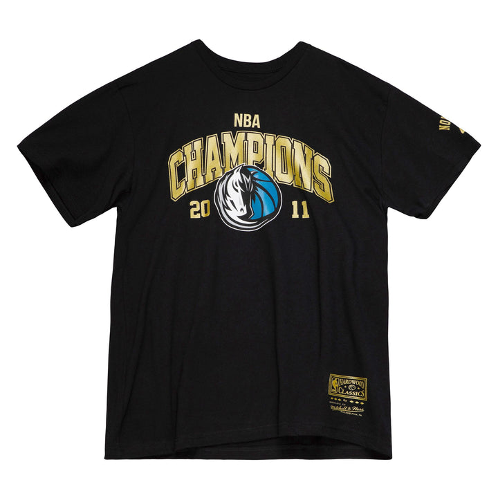 DALLAS MAVERICKS MITCHELL AND NESS DIRK FINALS CHAMP TEE