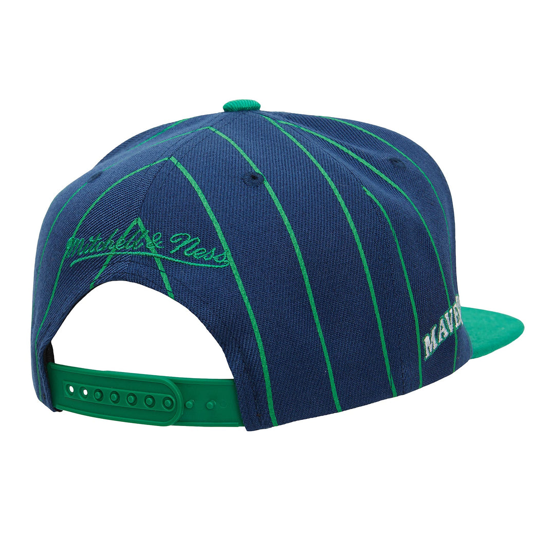 DALLAS MAVERICKS MITCHELL & NESS HARDWOOD CLASSIC PINSTRIPE SNAPBACK