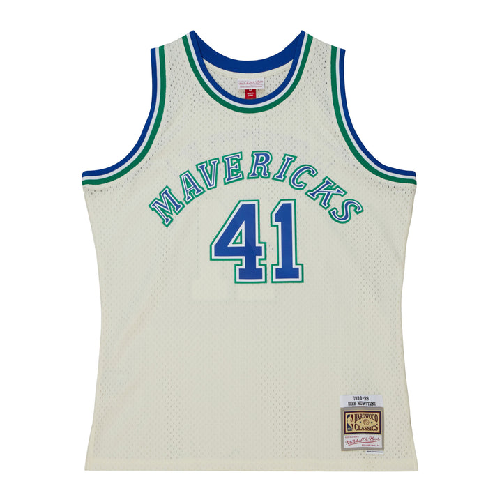 DALLAS MAVERICKS MITCHELL & NESS HARDWOOD CLASSIC DIRK NOWITZKI CREAM SWINGMAN JERSEY