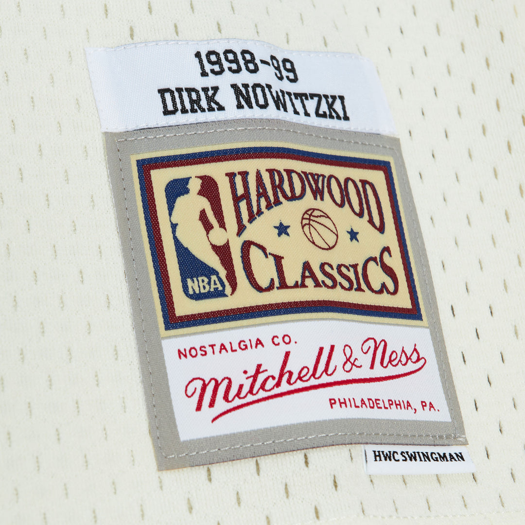 DALLAS MAVERICKS MITCHELL & NESS HARDWOOD CLASSIC DIRK NOWITZKI CREAM SWINGMAN JERSEY