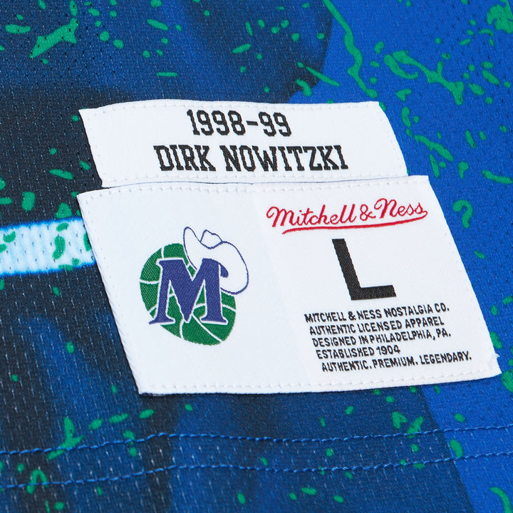 DALLAS MAVERICKS MITCHELL & NESS HARDWOOD CLASSIC DIRK NOWITZKI MESH TANK TOP