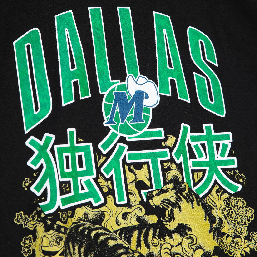 DALLAS MAVERICKS MITCHELL & NESS CHINESE NEW YEAR TIGER T-SHIRT